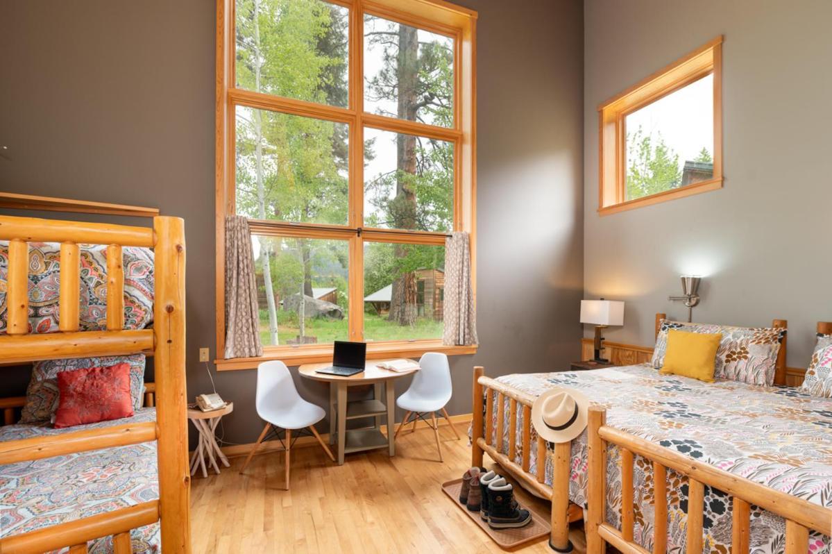 Sleeping Lady Mountain Resort Leavenworth Exterior photo