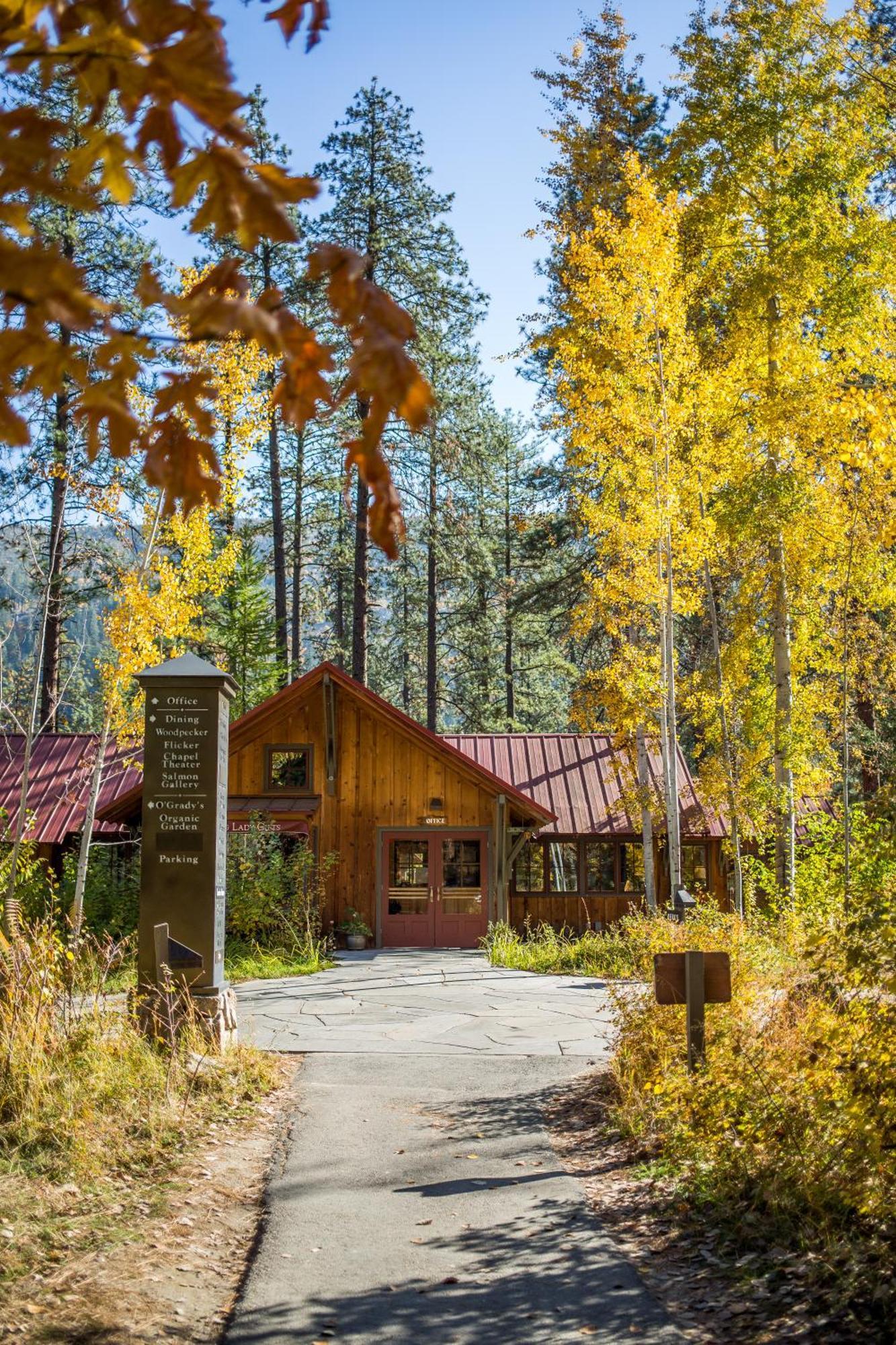 Sleeping Lady Mountain Resort Leavenworth Exterior photo
