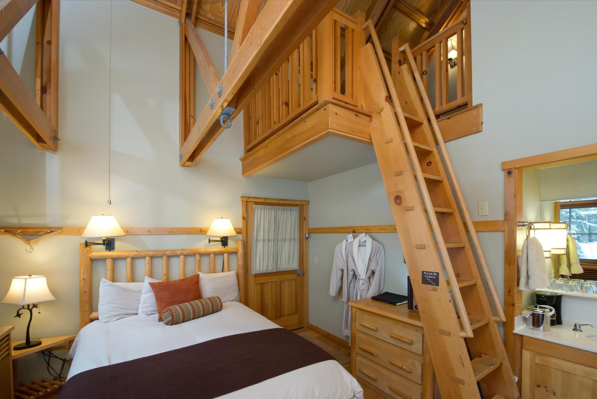 Sleeping Lady Mountain Resort Leavenworth Room photo