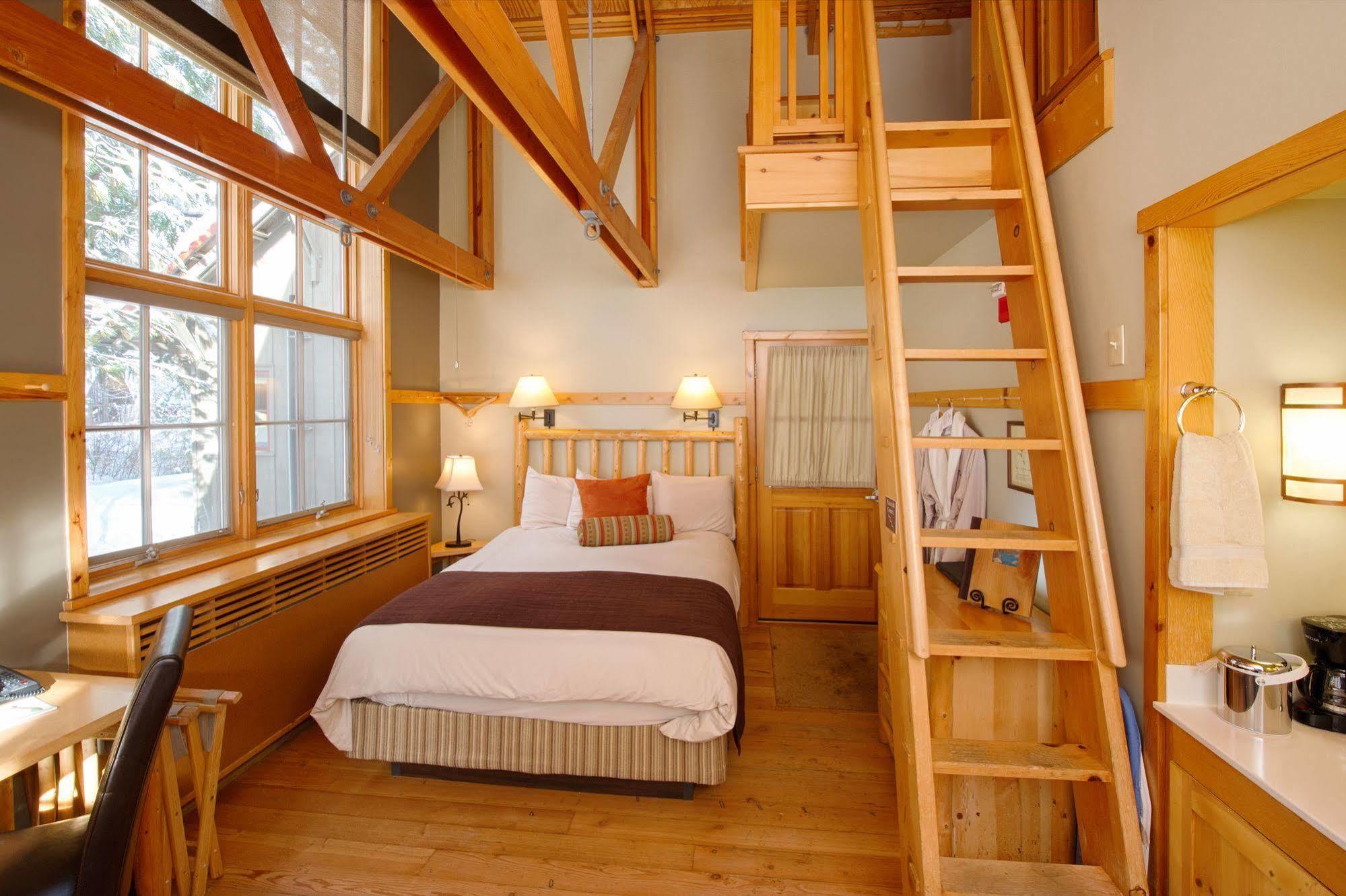 Sleeping Lady Mountain Resort Leavenworth Exterior photo