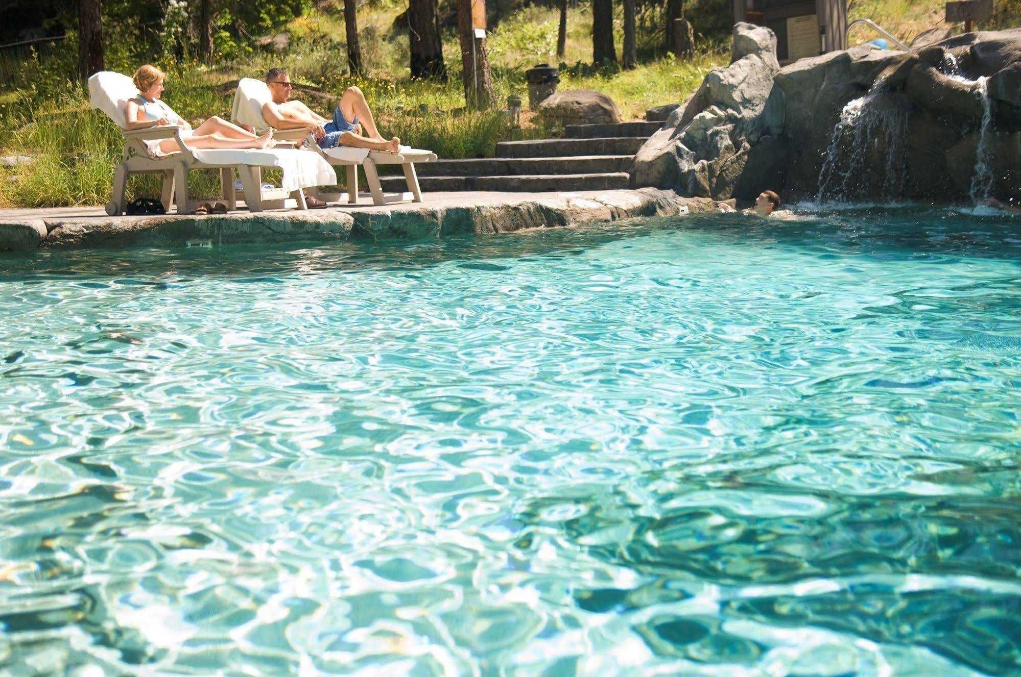 Sleeping Lady Mountain Resort Leavenworth Exterior photo