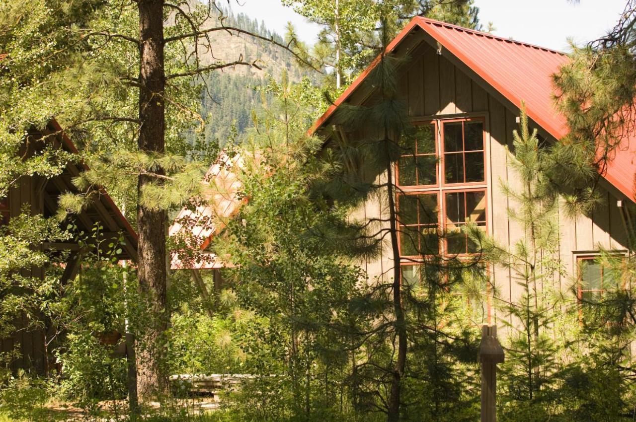 Sleeping Lady Mountain Resort Leavenworth Exterior photo